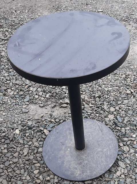 Barový stolek nízký kulatý průměr 50 cm, výška 73 cm (Barovy stolek nizky kulaty - prumer 50 cm, vyska 73 cm. průměr 50 cm, výška 73 cm.jpg)